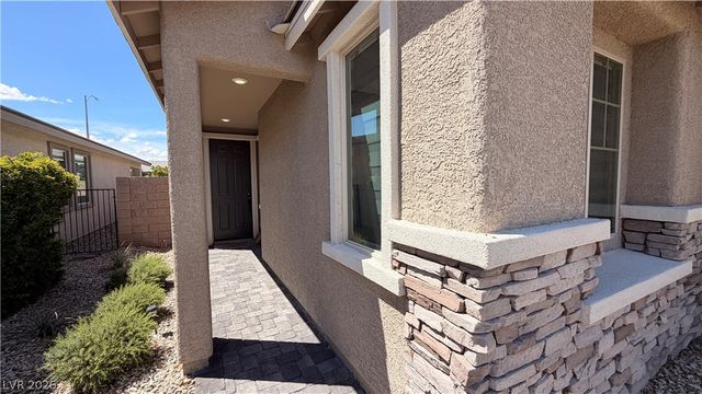 6589 Songfest Street, North Las Vegas, NV 89086