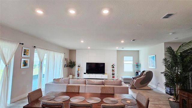 3190 SAILING PIER AVENUE, Winter Garden, FL 34787
