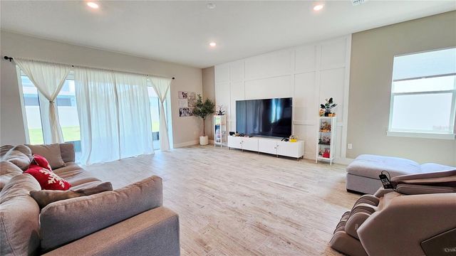 3190 SAILING PIER AVENUE, Winter Garden, FL 34787