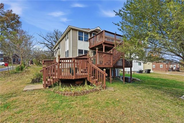 903 S Pope Avenue, Independence, MO 64050