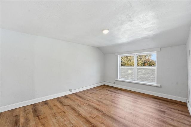 903 S Pope Avenue, Independence, MO 64050