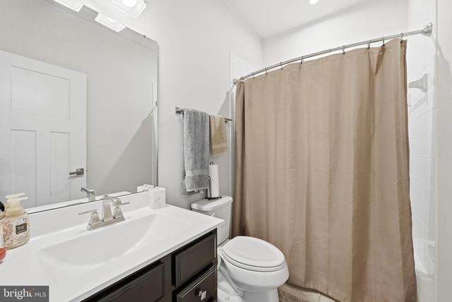 703 SKY BRIDGE DR, Upper Marlboro, MD 20774