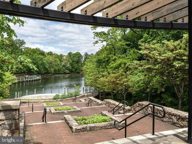 703 SKY BRIDGE DR, Upper Marlboro, MD 20774