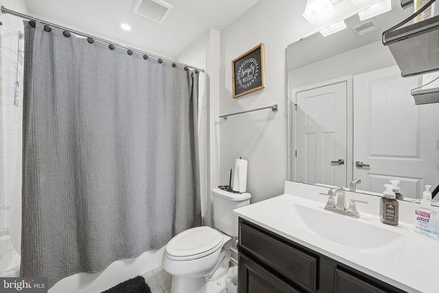 703 SKY BRIDGE DR, Upper Marlboro, MD 20774