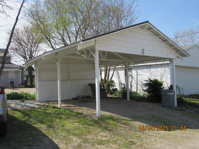 118 Pleasant Street, Circleville, OH 43113