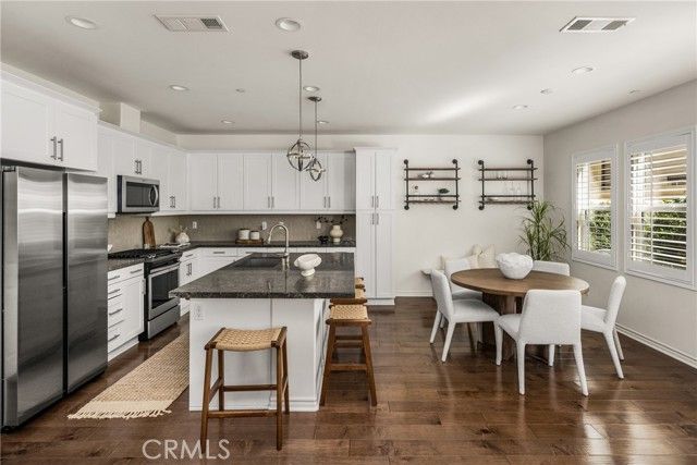 4750 Holly Avenue, Long Beach, CA 90805