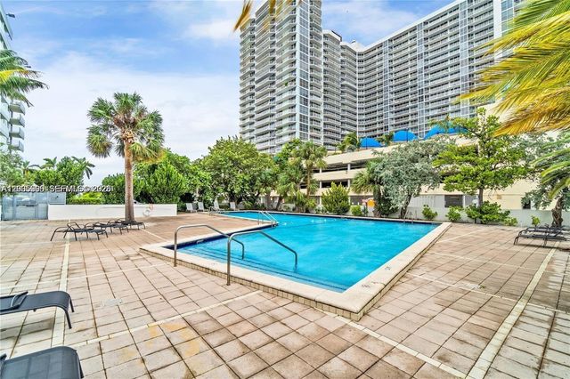 7545 E Treasure Dr 9H, North Bay Village, FL 33141