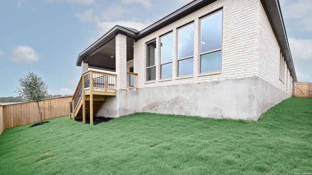 449 Hulda Trail, New Braunfels, TX 78130