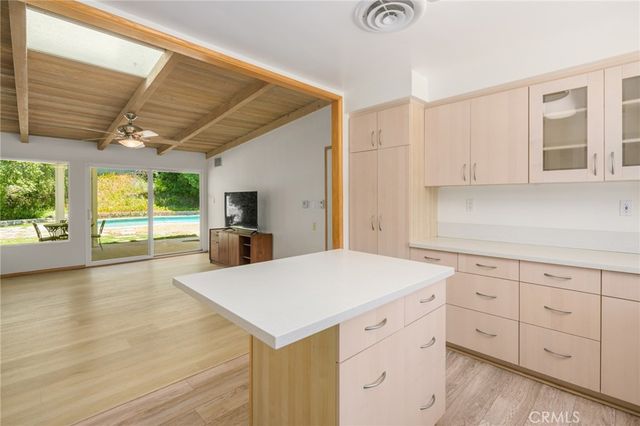 5065 Casa Drive, Tarzana, CA 91356