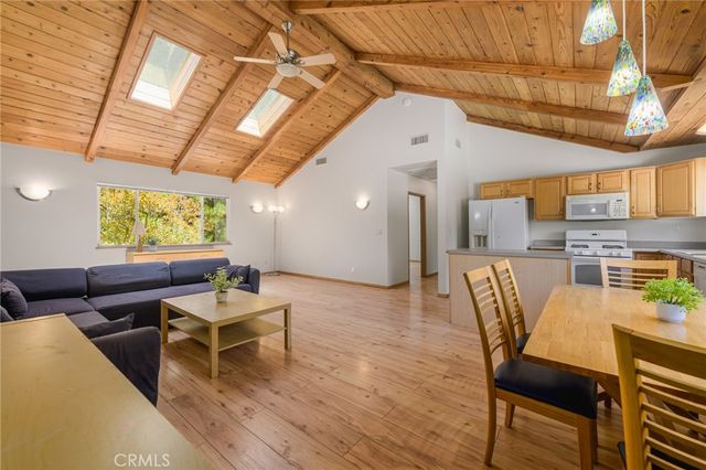 5065 Casa Drive, Tarzana, CA 91356