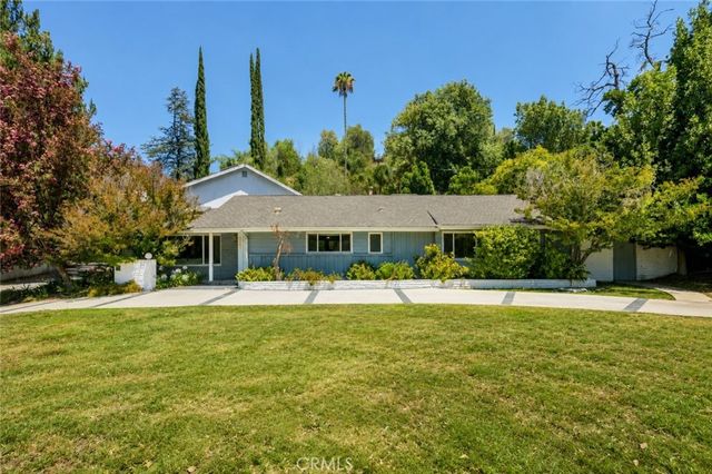 5065 Casa Drive, Tarzana, CA 91356