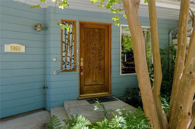 5065 Casa Drive, Tarzana, CA 91356