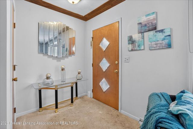 4029 N Pine Dell Drive, Lansing, MI 48911