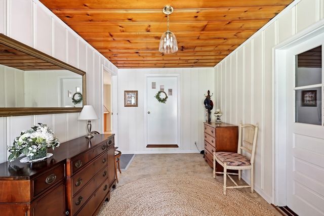 20 Hickory Lane, Hampden, MA 01036