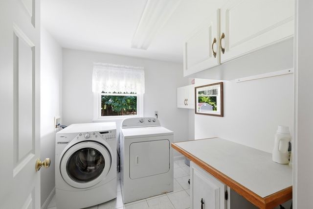 20 Hickory Lane, Hampden, MA 01036