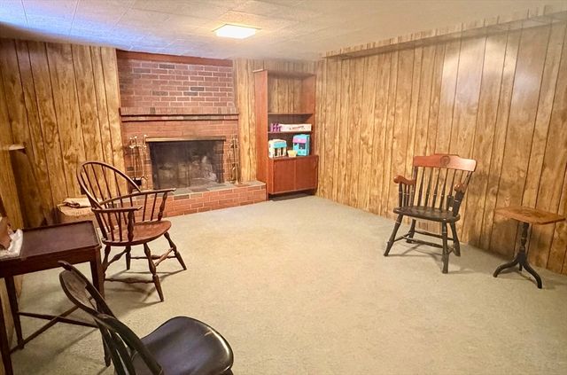 20 Hickory Lane, Hampden, MA 01036