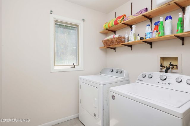 18 Constitution Drive, Leonardo, NJ 07737