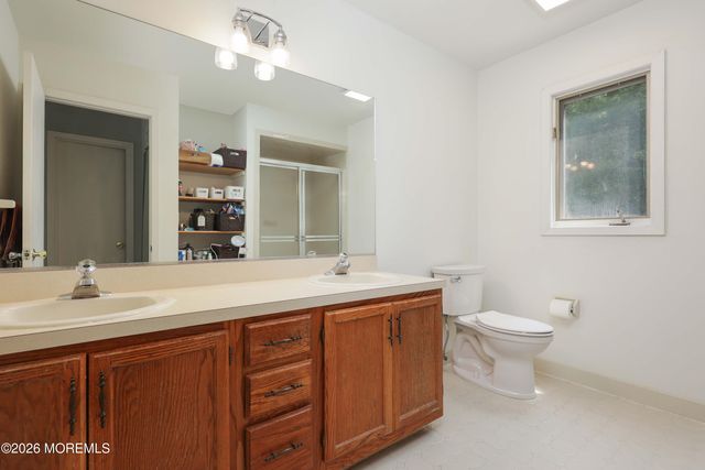 18 Constitution Drive, Leonardo, NJ 07737