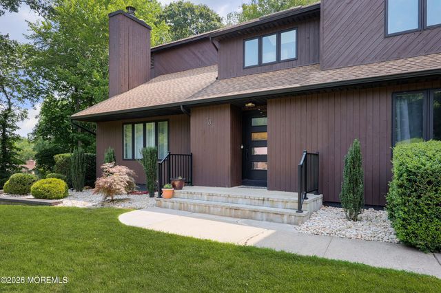18 Constitution Drive, Leonardo, NJ 07737