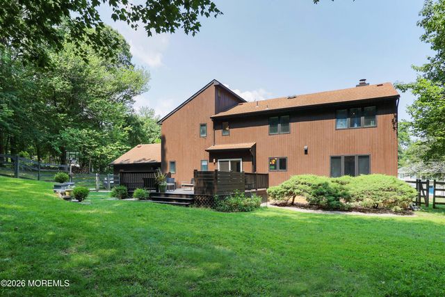 18 Constitution Drive, Leonardo, NJ 07737