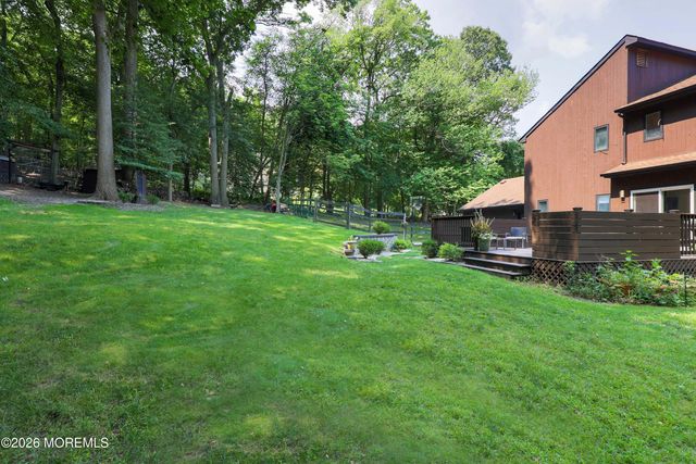 18 Constitution Drive, Leonardo, NJ 07737