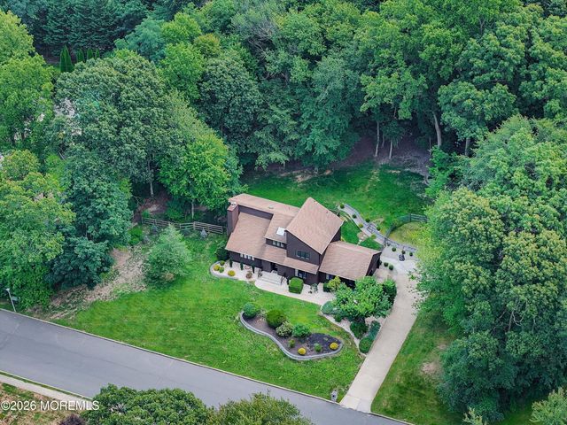 18 Constitution Drive, Leonardo, NJ 07737