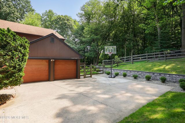 18 Constitution Drive, Leonardo, NJ 07737
