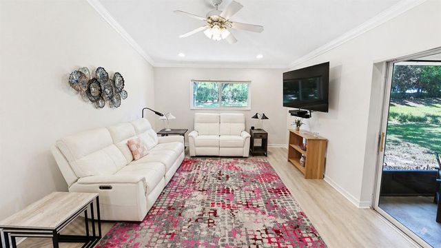 5277 INDIAN OCEAN LOOP, Tavares, FL 32778