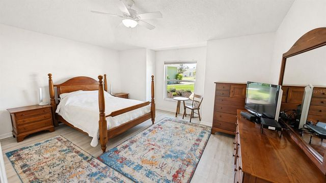 5277 INDIAN OCEAN LOOP, Tavares, FL 32778