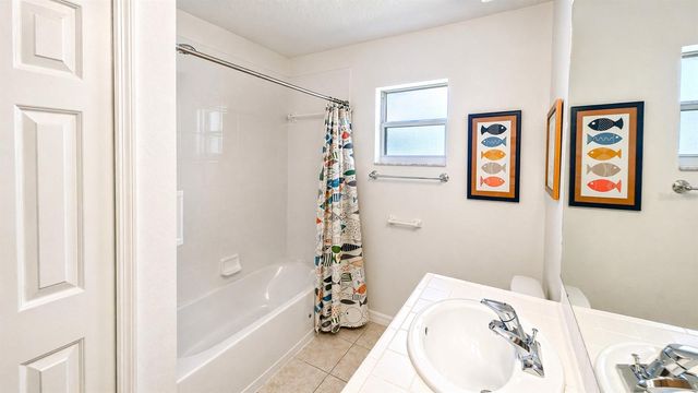 5277 INDIAN OCEAN LOOP, Tavares, FL 32778