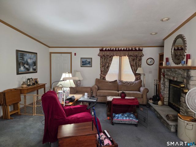 40 Evergreen Park, Clinton, CT 06413