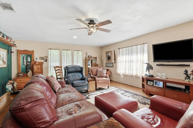 1025 Dominique Drive, Weatherford, TX 76087