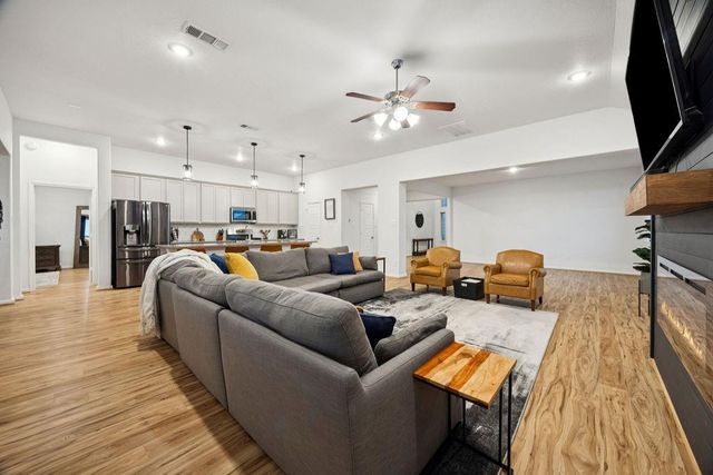 31407 Sandpiper Creek Drive, Hockley, TX 77447