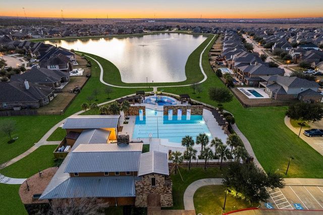 31407 Sandpiper Creek Drive, Hockley, TX 77447