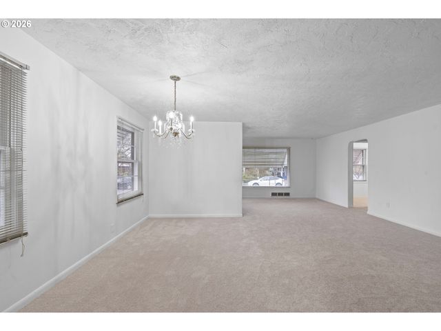 3214 Ne 80TH Ave, Portland, OR 97213