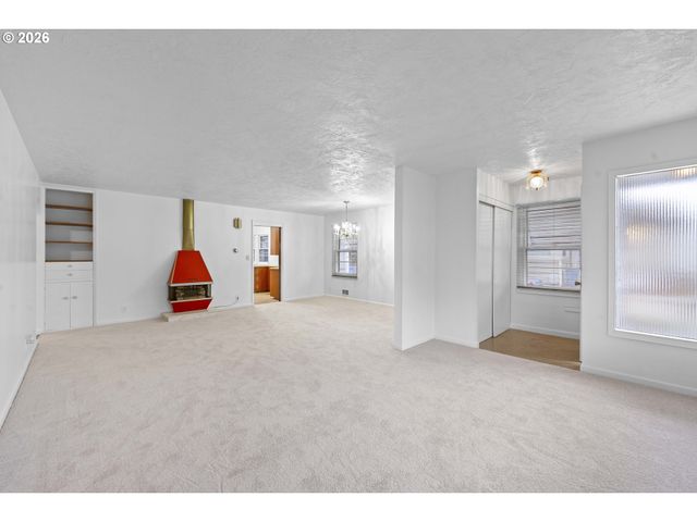 3214 Ne 80TH Ave, Portland, OR 97213