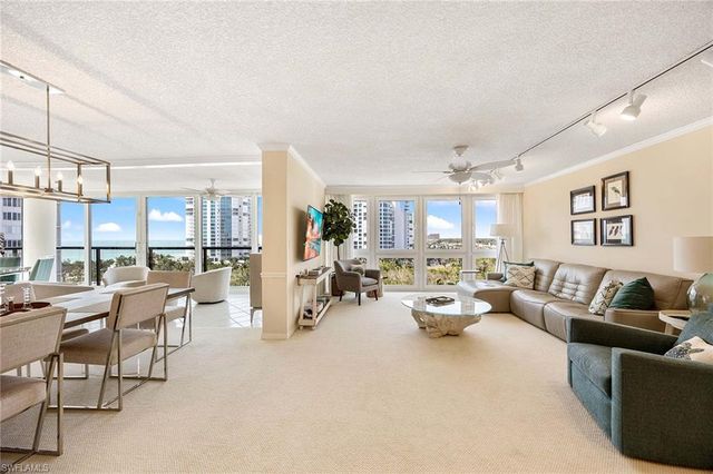 4031 Gulf Shore BLVD N 10C, Naples, FL 34103