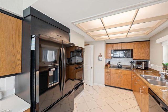 4031 Gulf Shore BLVD N 10C, Naples, FL 34103