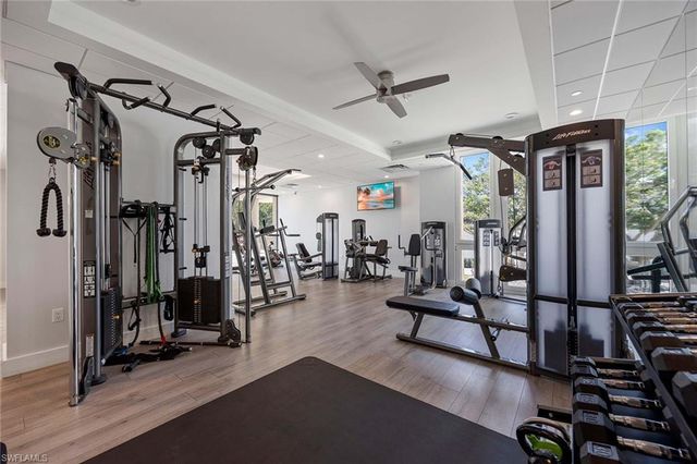 4031 Gulf Shore BLVD N 10C, Naples, FL 34103