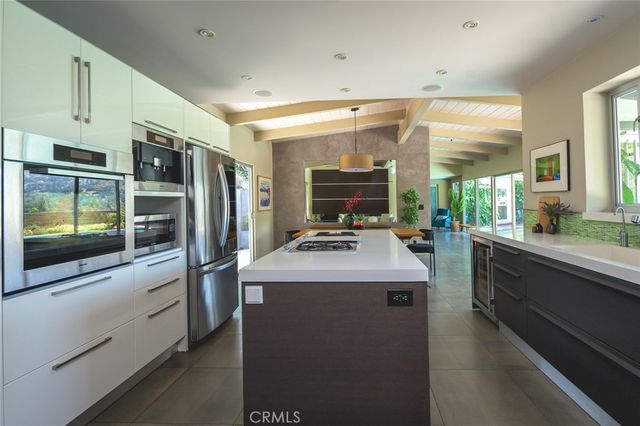 2770 Mira Vista Drive, Glendale, CA 91208