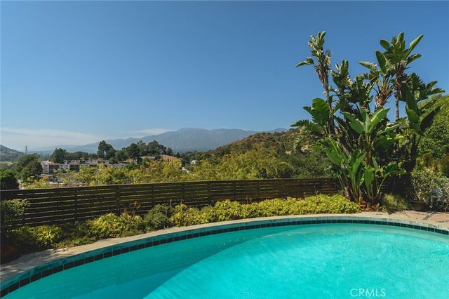 2770 Mira Vista Drive, Glendale, CA 91208