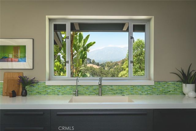 2770 Mira Vista Drive, Glendale, CA 91208