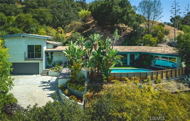 2770 Mira Vista Drive, Glendale, CA 91208