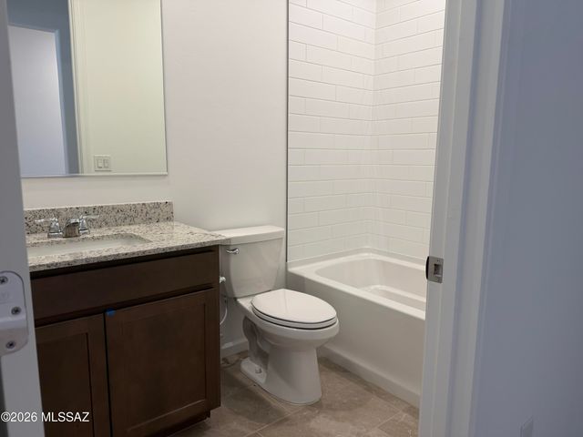 8237 S Charles Young Way, Vail, AZ 85641