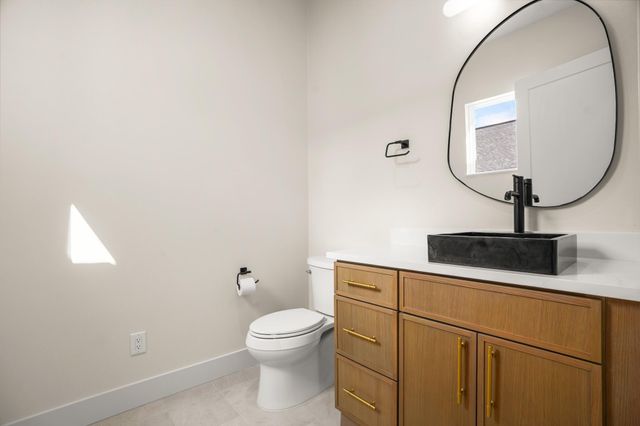 153 Bryce LN, Dripping Springs, TX 78620