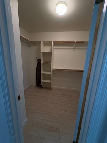 3437 Greenfield Avenue, Clovis, CA 93611