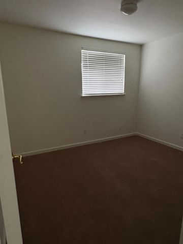 3437 Greenfield Avenue, Clovis, CA 93611