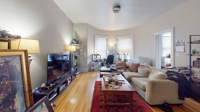 1091 Boylston 29, Boston, MA 02215