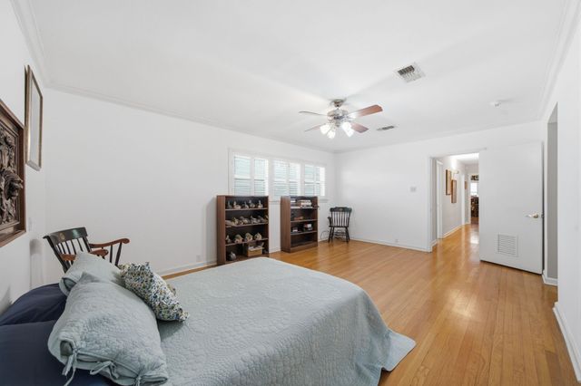 4814 Denver Drive, Galveston, TX 77551