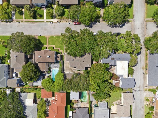 4814 Denver Drive, Galveston, TX 77551
